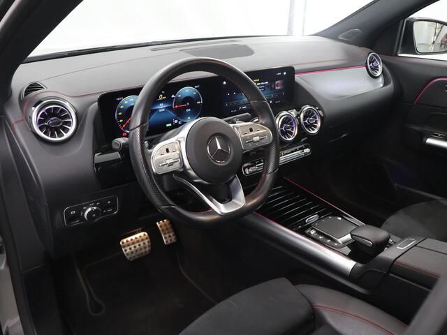 Mercedes-Benz EQA 250+ AMG Line 71 kWh | Premium pakket | Panoramadak | Advanced Audio | Stoelverwarming |