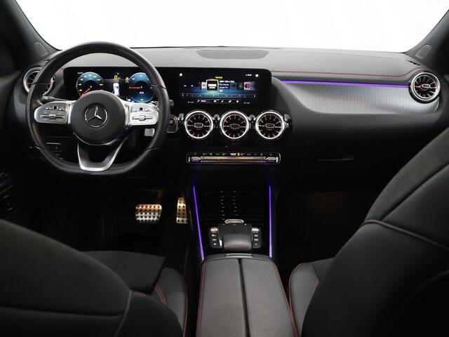 Mercedes-Benz EQA 250+ AMG Line 71 kWh | Premium pakket | Panoramadak | Advanced Audio | Stoelverwarming |