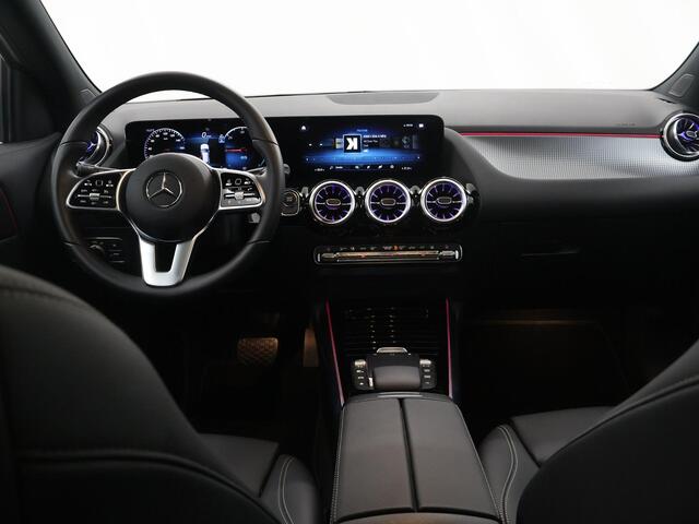 Mercedes-Benz EQA 250+ Business Edition 71 kWh | Memory | Panoramadak | Keyless | 360 graden camera | Getint glas |
