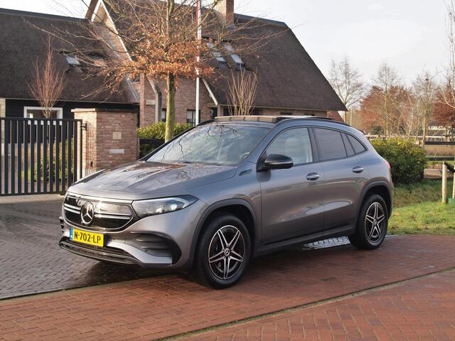 Mercedes-Benz EQA 250 Business Solution AMG 67 kWh | SOH 98% | Panoramadak | Head-Up Display | 360 Camera | Sfeerverlichting | Burmester | NL-Auto |