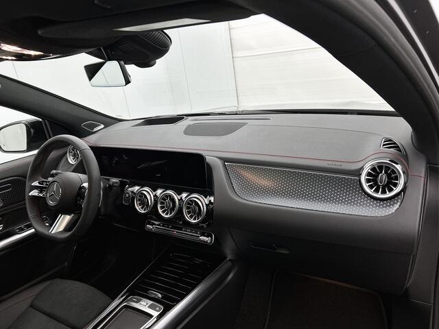 Mercedes-Benz EQA 250+ Business Solution AMG 71 kWh | Trekhaak | Nightpakket | GUARD 360° Voertuigbescherming Plus | Smartphone integratie | Burmester® 3D sound systeem | 360° camera | Head-up display |