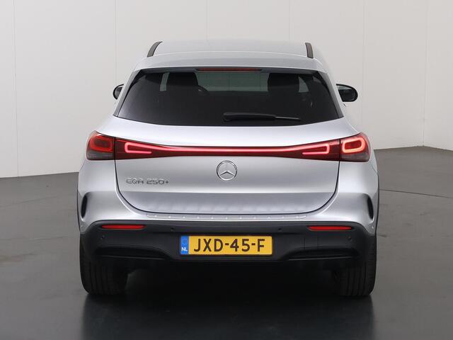 Mercedes-Benz EQA 250+ AMG Line 71 kWh | Night pakket | Stoelverwarming | Widescreen | Sfeerverlichting |