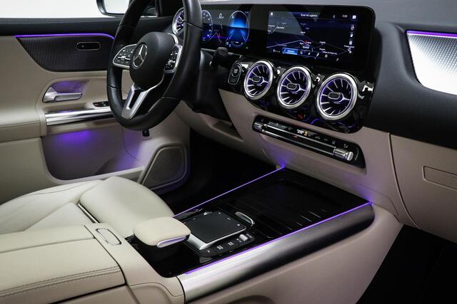 Mercedes-Benz EQA 250 67 kWh SOH 96% | PANORAMADAK | STOELVERWARMING | APPLE | DEALER ONDERHOUDEN