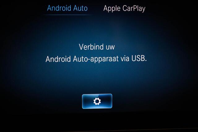 Mercedes-Benz EQA 250 67 kWh SOH 96% | PANORAMADAK | STOELVERWARMING | APPLE | DEALER ONDERHOUDEN