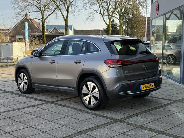 Mercedes-Benz EQA 250 Business Sol. Luxury Line 67 kWh | SoH 94% | Navi | Camera | Sfeer Verlichting |