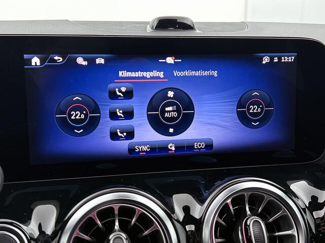 Mercedes-Benz EQA 250+ Business Solution AMG 71 kWh | Nightpakket | Smartphone integratie | Panoramaschuifdak | Head-up display | 360°-camera | Burmester Sound systeem | Memorypakket | Augmented Reality navigatie |