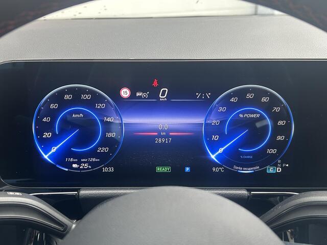 Mercedes-Benz EQA 250+ AMG | Night Pakket | Panoramadak | 360° Camera | DISTRONIC afstandsassistent | Dodehoekassistent | Apple CarPlay | Android Auto | Advanced Sound System | Sfeerverlichting | Stoelverwarming | Elektrische Achterklep