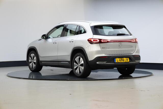 Mercedes-Benz EQA 250 Business Solution Luxury 67 kWh | Trekhaak |