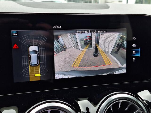 Mercedes-Benz EQA 250 Business Line 67 kWh | Trekhaak | Achteruitrijcamera | Sfeerverlichting | Stoelverwarming | Widescreen | Elektrische achterklep