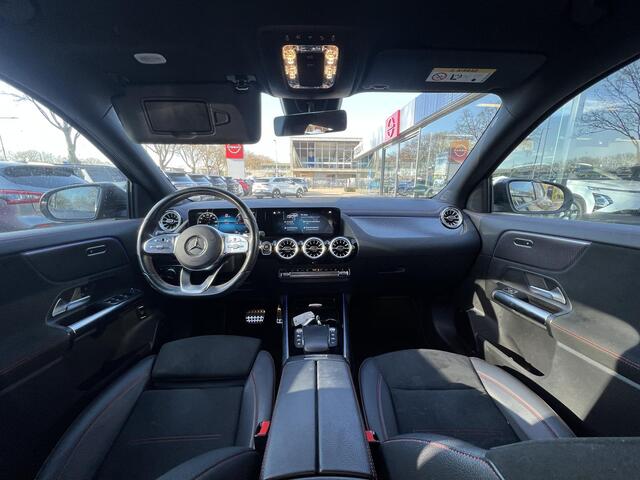 Mercedes-Benz EQA 250 Business Solution AMG 67 kWh 190PK | SOH 94,6% | Navigatie | Stoelverwarming | Achteruitrijcamera & sensoren voor en achter | Elek. Trekhaak