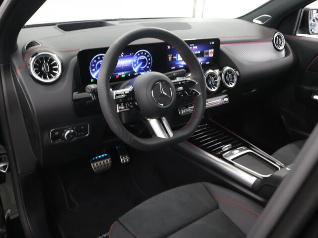 Mercedes-Benz EQA 250+ Business Solution AMG 71 kWh | Panoramaschuifdak | Leder | Head-up | Burmester | Winterpakket |
