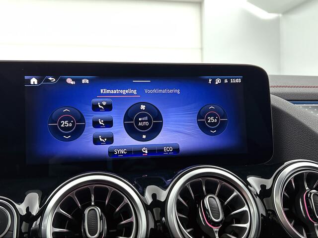 Mercedes-Benz EQA 250+ Business Solution AMG 71 kWh | Premium pakket | Nightpakket | Smartphone integratie | GUARD 360° Plus | Panoramaschuifdak | 360° camera | Sierdelen Star Pattern |