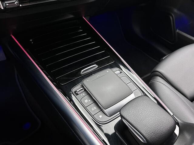 Mercedes-Benz EQA 250 Business Solution Luxury 67 kWh Ledkoplampen | Parkeerpakket met achteruitrijcamera | Stoelverwarming | Sfeerverlichting | Dodehoekassist. Inclusief 24 maanden MB Certified garantie voor Europa.