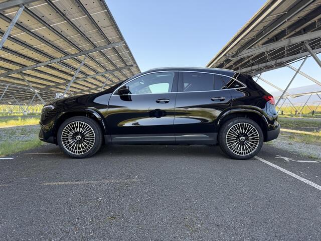 Mercedes-Benz EQA 250+ Business Solution AMG 71 kWh | Panoramaschuifdak | Leder | Head-up | Burmester | Winterpakket |