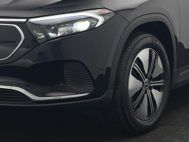 Mercedes-Benz EQA 250+ Business Line 71 kWh LONG RANGE 191pk Dealer O.H. | MBUX Widescreen Navi | Camera | Sfeerverlichting | 18"L.M | Sportstoelen Verwarmd | Apple Carplay | Cruise Control | Navigatie | DAB |