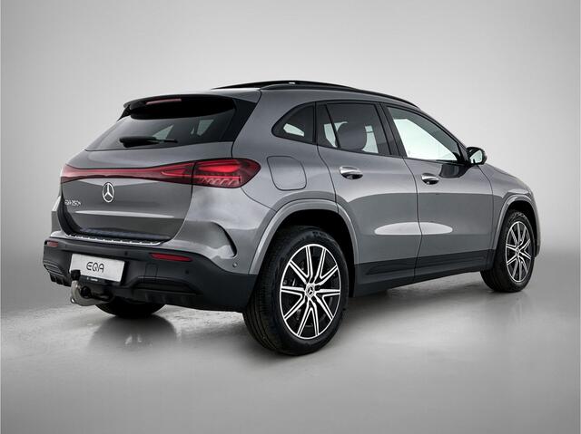 Mercedes-Benz EQA 250+ Business Solution AMG 71 kWh | Nightpakket | Premium pakket | Trekhaak | Panoramaschuifdak | Head-up display | Burmester Surround systeem | Smartphone integratie | 360° camera | Sierdelen in Star Pattern | Sfeerverlichting |
