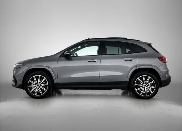 Mercedes-Benz EQA 250+ Business Solution AMG 71 kWh | Nightpakket | Premium pakket | Trekhaak | Panoramaschuifdak | Head-up display | Burmester Surround systeem | Smartphone integratie | 360° camera | Sierdelen in Star Pattern | Sfeerverlichting |