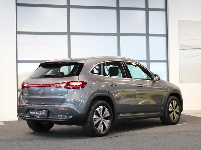 Mercedes-Benz EQA 350 4MATIC AMG Line 67 kWh