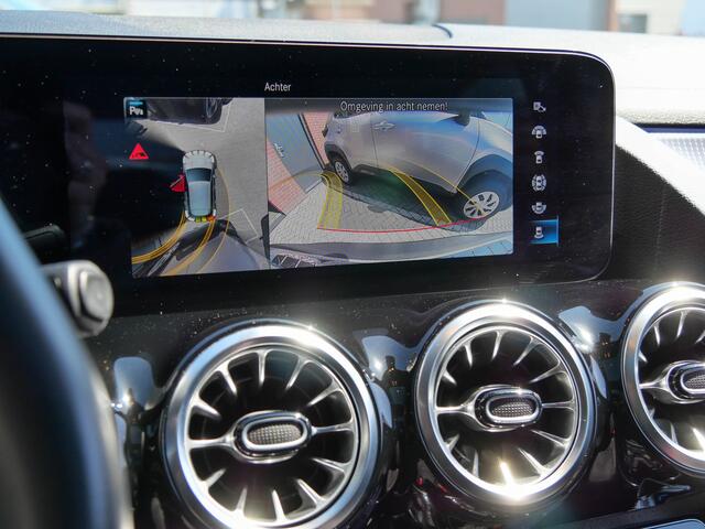 Mercedes-Benz EQA 250 AMG Line 67 kWh | PANODAK | NIGHTPACK | 360 CAMERA |