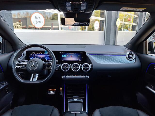 Mercedes-Benz EQA 250+ AMG Line | Nightpakket | Panoramadak | Achteruitrijcamera | Stoelverwarming | Sfeerverlichting | Dodehoekassistentie | Advanced Sound System | Keyless-GO | Elektrische achterklep