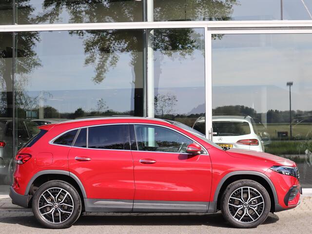 Mercedes-Benz EQA 250 AMG Line 67 kWh