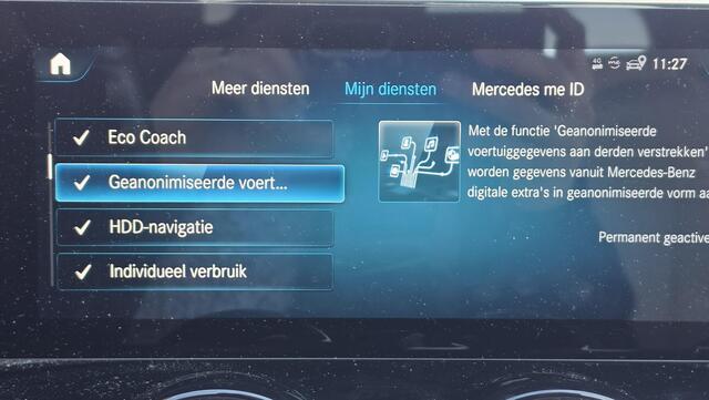 Mercedes-Benz EQA 250 Business Solution Luxury 67 kWh | Stoelverwarming | Beige leder | Carplay | Keyless | Distronic ACC