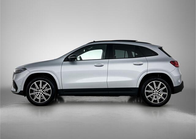 Mercedes-Benz EQA 250+ Business Solution AMG 71 kWh | Premium pakket | Nightpakket | Trekhaak | Smartphone integratie | Panoramaschuifdak | 360° camera | Sierdelen in Star Pattern | Head-up display | Burmester Surround Sound systeem |