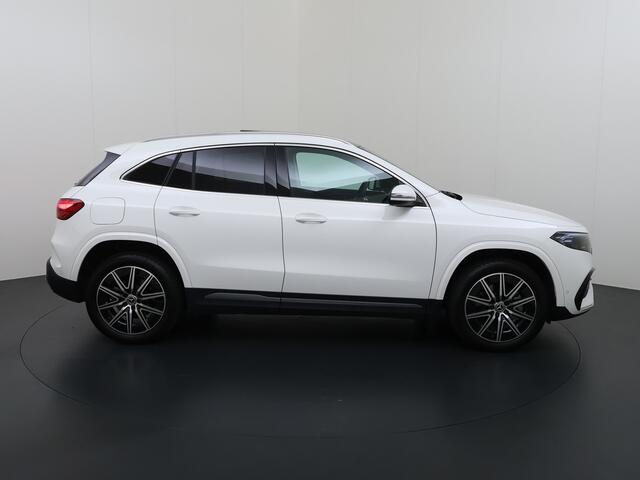 Mercedes-Benz EQA 300 4MATIC AMG Line 71 kWh | Pano Memory Sfeer