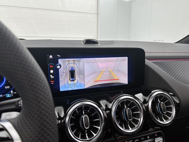 Mercedes-Benz EQA 250+ Business Solution AMG 71 kWh | Premium pakket | Nightpakket | Panoramaschuifdak | 360° camera | Burmester Surround Sound | 19 inch tienspaaks lichtmetalen AMG-velgen |