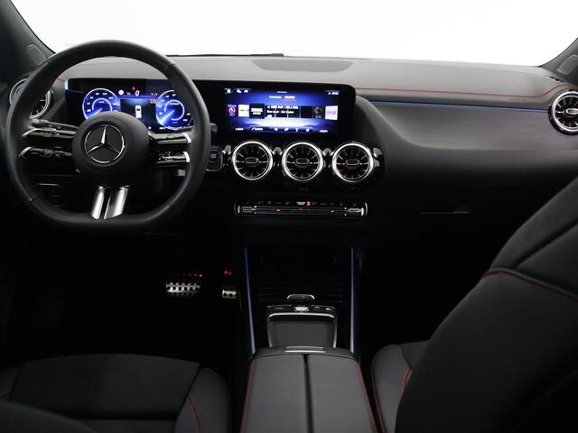 Mercedes-Benz EQA 250+ AMG Line 71 kWh | Winter pakket | Achteruitrijcamera | Elektrische achterklep |