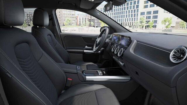 Mercedes-Benz EQA 250+ Luxury Line 71 kWh | Winter pakket | Getint glas | 360 graden camera |