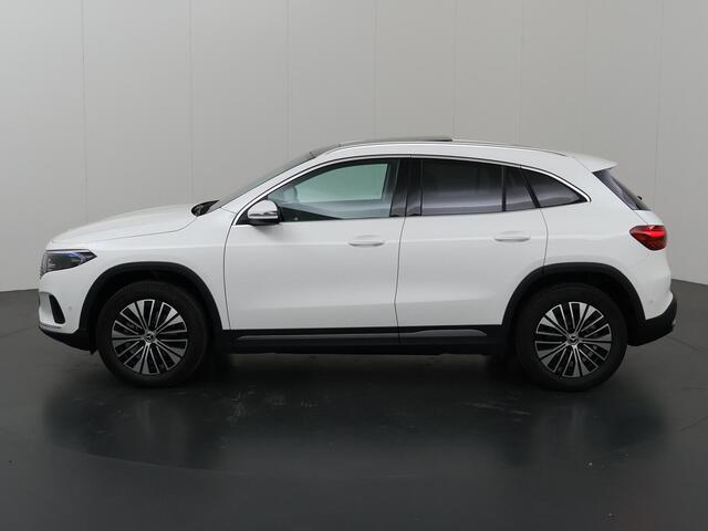 Mercedes-Benz EQA 250+ Business Solution Luxury 71 kWh | Panoramaschuifdak | Winterpakket | Dodehoekassistent |