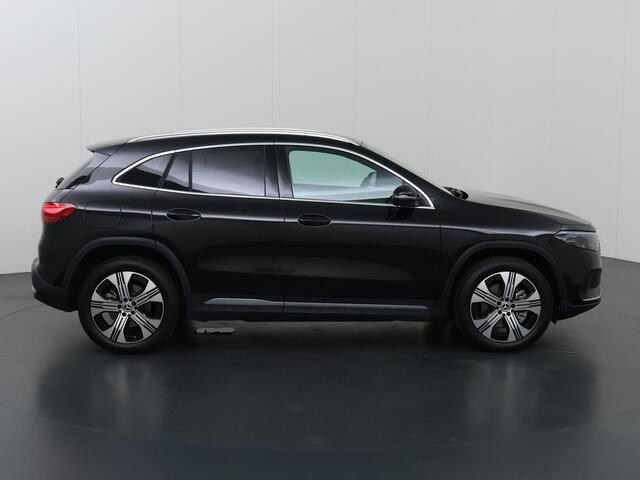 Mercedes-Benz EQA 250+ Luxury Line 71 kWh | Winter pakket | Getint glas | 360 graden camera |