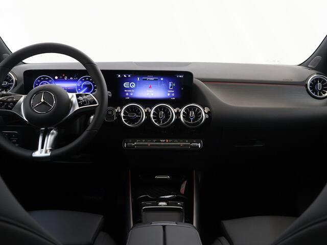 Mercedes-Benz EQA 250+ Business Solution Luxury 71 kWh | Panoramaschuifdak | Rijassistentie pakket | Achteruitrijcamera | Stoelverwarming | Dodehoekassistent |