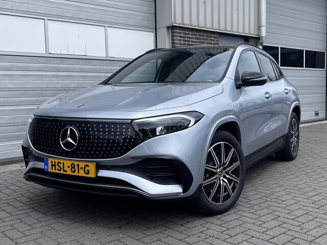 Mercedes-Benz EQA 250+ AMG | Night Pakket | Panoramadak | Trekhaak | Dodehoekassistent | Apple CarPlay | Android Auto | Advanced Sound System | Sfeerverlichting | Stoelverwarming | Achteruitrijcamera | Elektrisch Inklapbare Buitenspiegels
