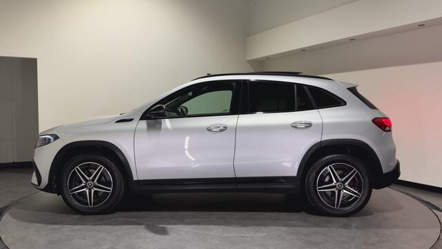 Mercedes-Benz EQA 300 4MATIC Business Solution 67 kWh | AMG Styling |