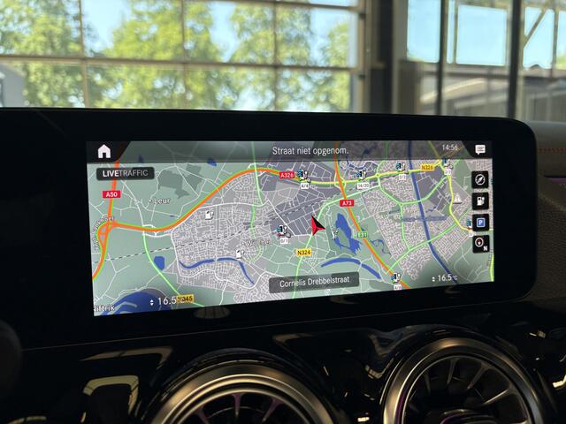 Mercedes-Benz EQA 250+ AMG Line 71 kWh Navi, Panoramadak