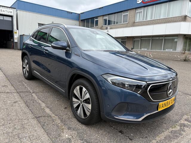 Mercedes-Benz EQA 250 Business Solution Luxery