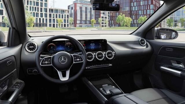 Mercedes-Benz EQA 250 Business Solution Luxury 67 kWh | Trekhaak | Stoelverwarming |