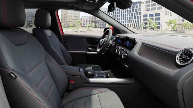 Mercedes-Benz EQA 250 AMG Line 67 kWh | Panoramadak | Trekhaak | Stoelverwarming | Sfeerverlichting | Parkeercamera |