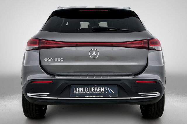 Mercedes-Benz EQA 250 Business Line 67 kWh Stoelverwarming, DAB