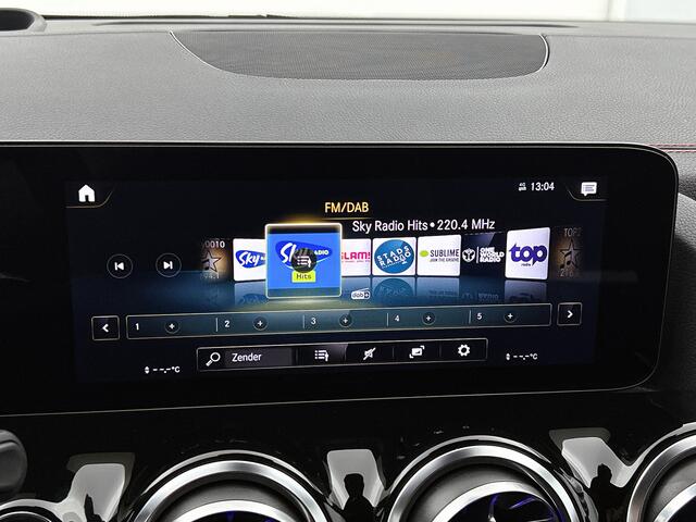 Mercedes-Benz EQA 250 AMG Line 67 kWh | Alarm | Sfeerverlichting | Dode Hoek Ass | CarPlay | Augmented Reality | DAB | Inclusief 24 maanden Mercedes-Benz Certified garantie voor Europa.