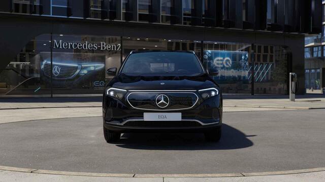 Mercedes-Benz EQA 300 4MATIC Business Solution Luxury 67 kWh | Stoelverwarming | Parktronic | Achteruitrijcamera | Sfeerverlichting |