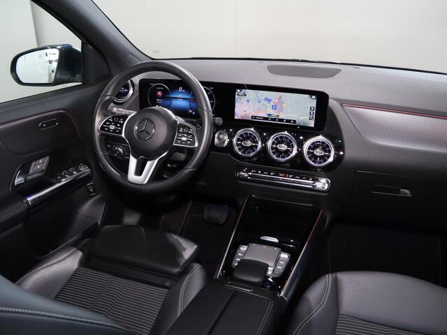 Mercedes-Benz EQA 250 Business Line 67 kWh | Achteruitrijcamera | Stoelverwarming |