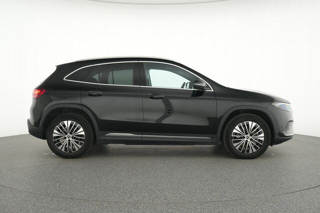 Mercedes-Benz EQA 250+ Business Line 71 kWh Ledkoplampen | Sfeerverlichting | Achteruitrijcamera | Stoelverwarming. Inclusief 24 maanden MB Certified garantie voor Europa.