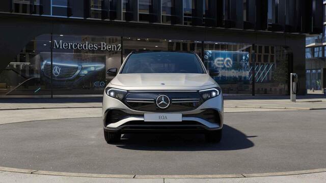 Mercedes-Benz EQA 250 Business Solution Luxury 67 kWh | AMG | Night | Trekhaak | Panoramadak | Headup |