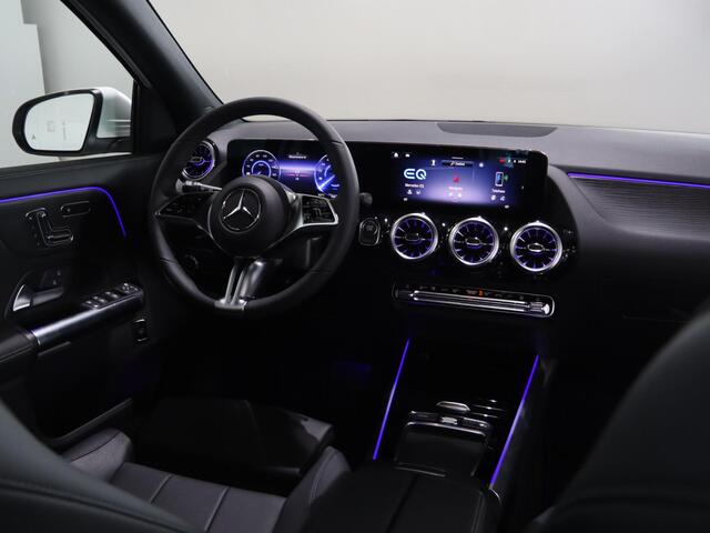 Mercedes-Benz EQA 250+ Business Solution Luxury 71 kWh | Panoramaschuifdak | Rijassistentiepakket | Winter pakket | Achteruitrijcamera | Dodehoekassistent |