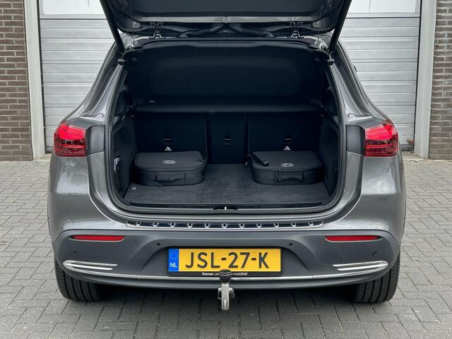Mercedes-Benz EQA 250+ Business Solution Luxury | Trekhaak | Panoramadak| Sfeerverlichting|