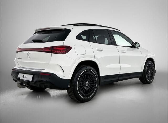 Mercedes-Benz EQA 250+ Business Solution AMG 71 kWh | Premium Plus pakket | Winterpakket | Nightpakket | 360°-camera | Head-up display | Burmester Sound systeem | Trekhaak | DISTRONIC | Panoramaschuifdak | 20 inch multispaaks AMG velgen |
