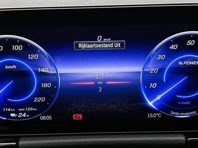 Mercedes-Benz EQA 250+ Business Solution AMG 71 kWh | Premium Plus pakket | Winterpakket | Nightpakket | 360°-camera | Head-up display | Burmester Sound systeem | Trekhaak | DISTRONIC | Panoramaschuifdak | 20 inch multispaaks AMG velgen |